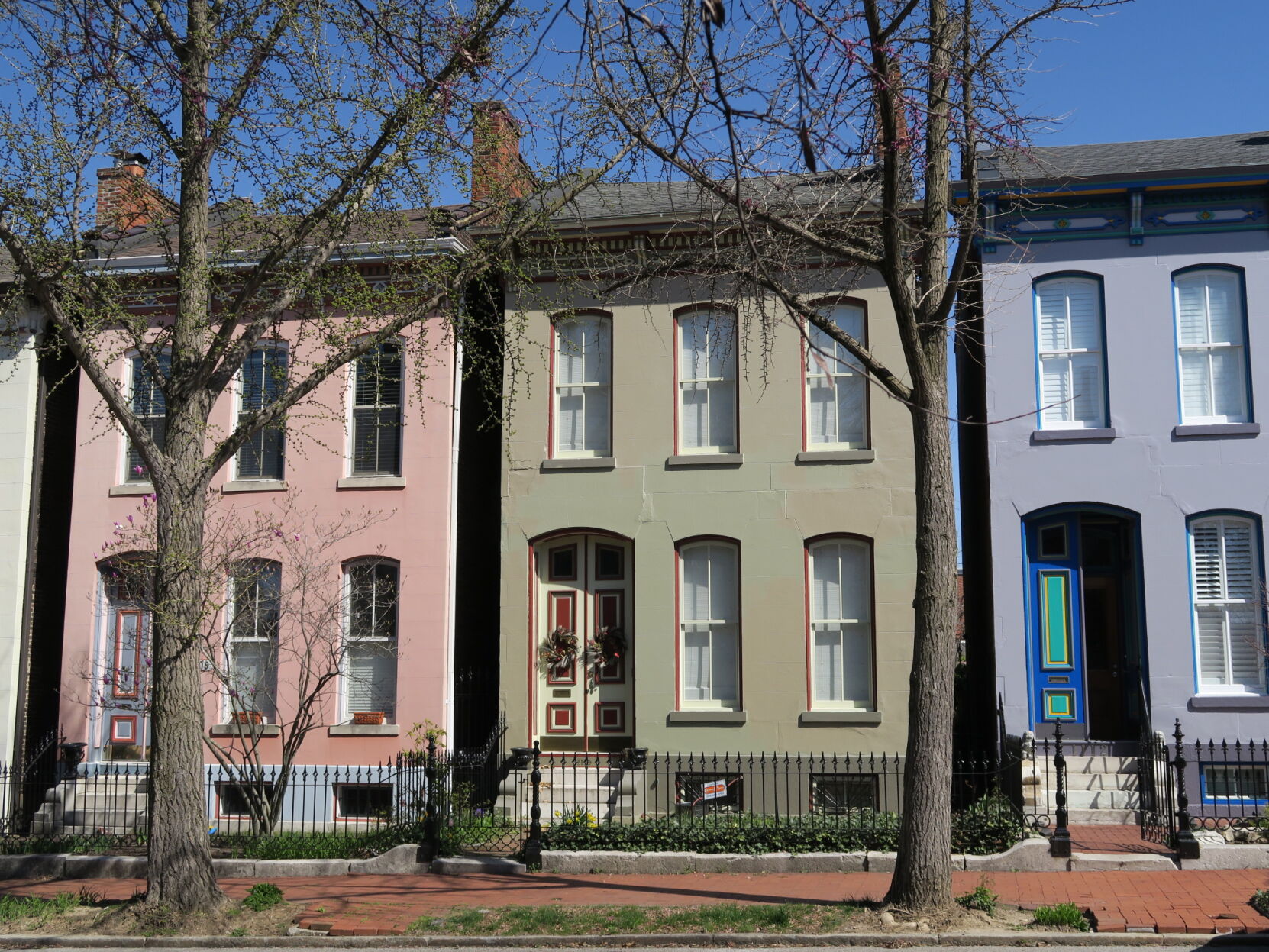 Lafayette Square photo by B. Bastian